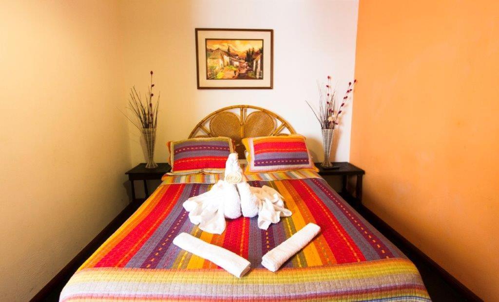 Limper B&B - Airport Callao Kültér fotó