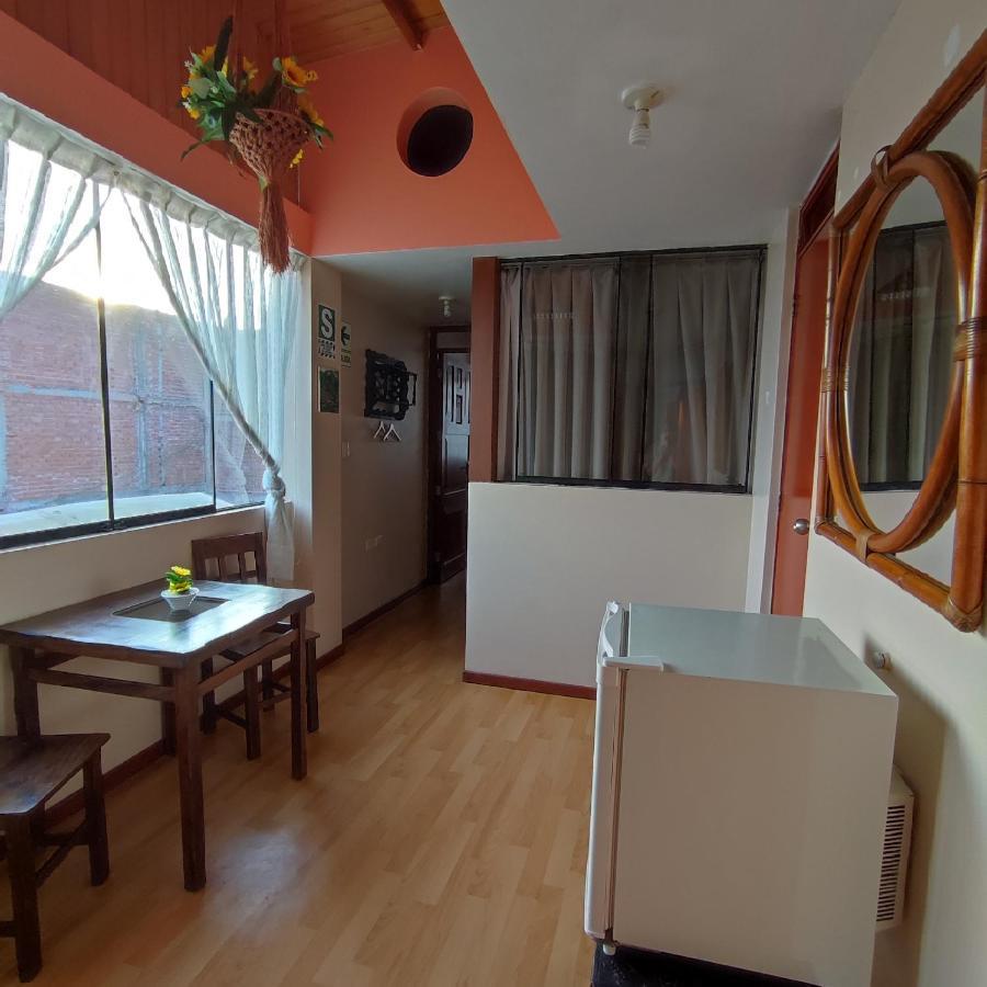 Limper B&B - Airport Callao Kültér fotó